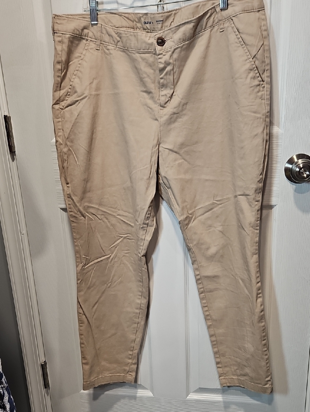 Old Navy Skinny Stretch Chino Pants in Tan